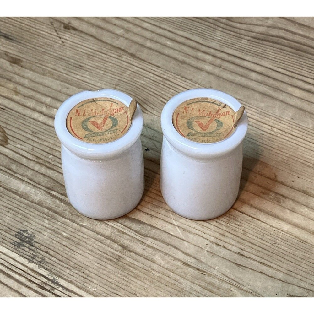 VTG Milk Glass Cream Bottles w Paper Cap N.L Mohegan Dairy Farm Advertising Rare